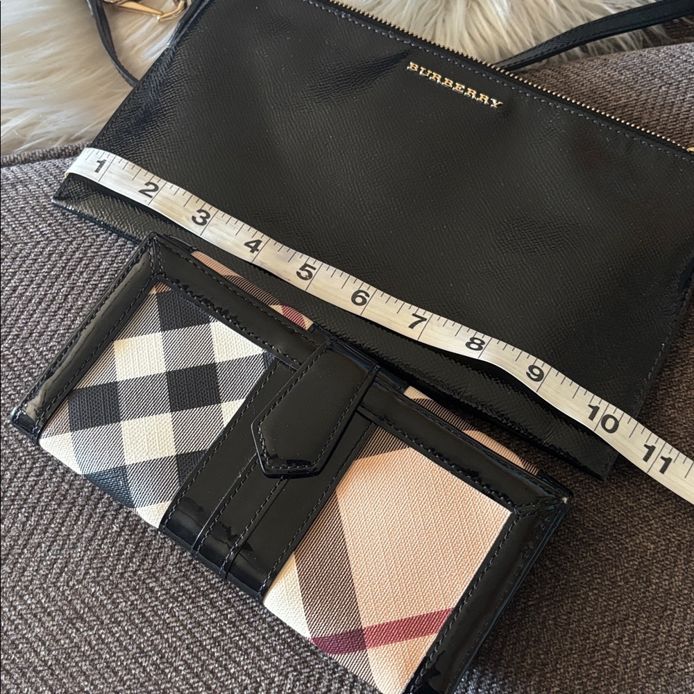 Burberry patent leather crossbody nova check patent canvas leather wallet - Picture 13 of 16